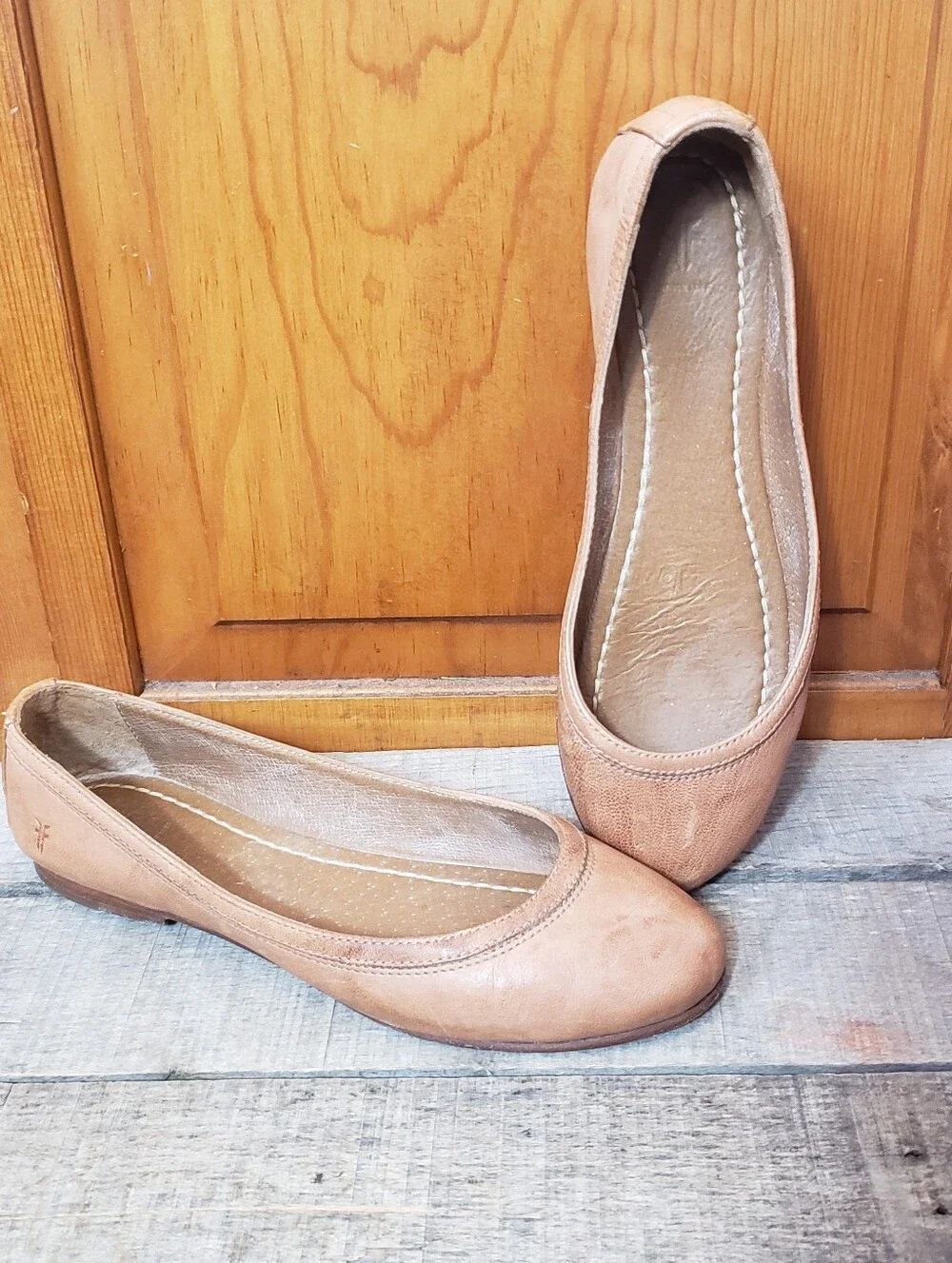 FRYE Classic Leather Slip On Ballet Flats 7.5